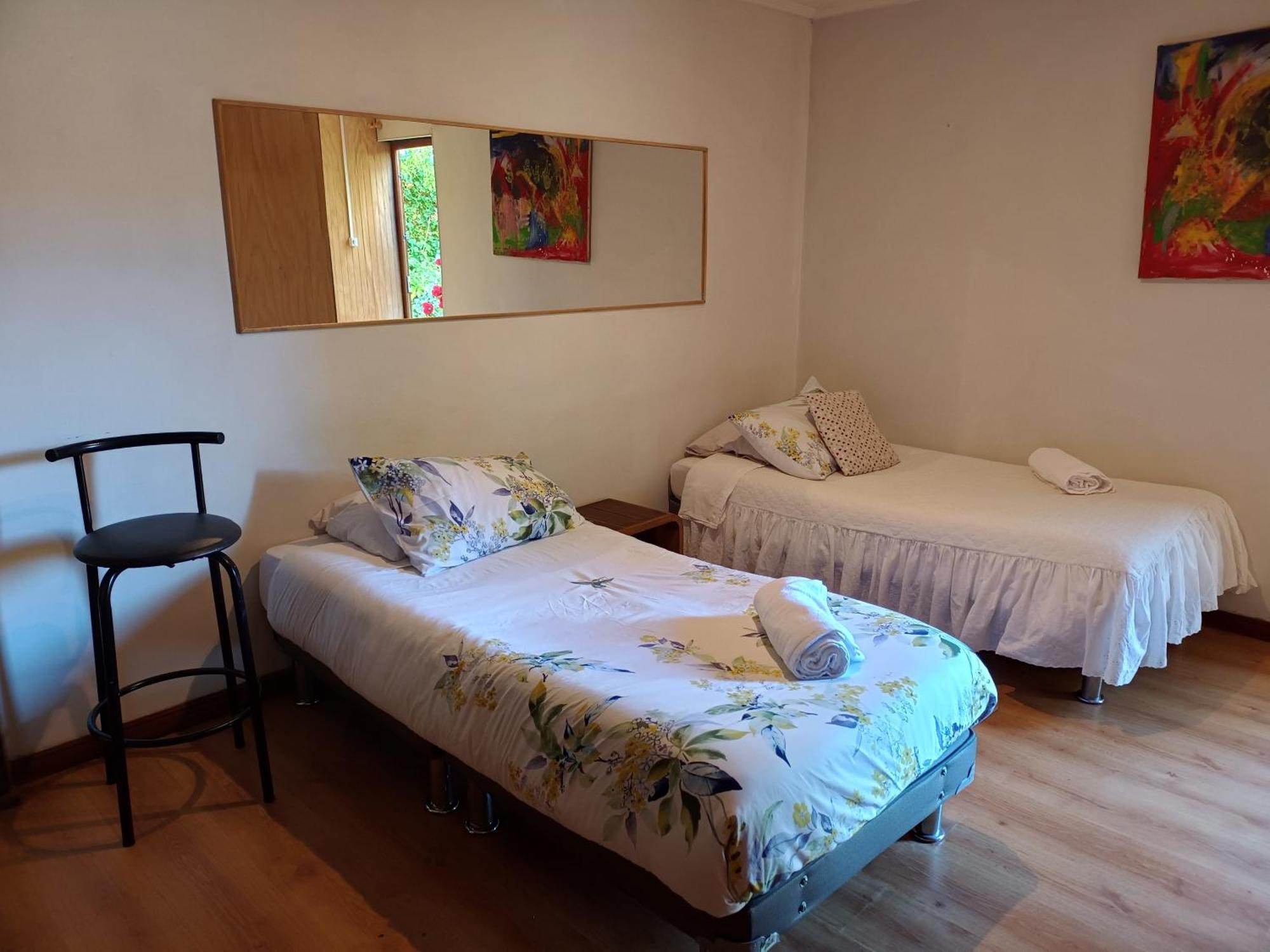 Cabaña Lago Llanquihue a pocas cuadras del centro Puerto Varas Habitación foto